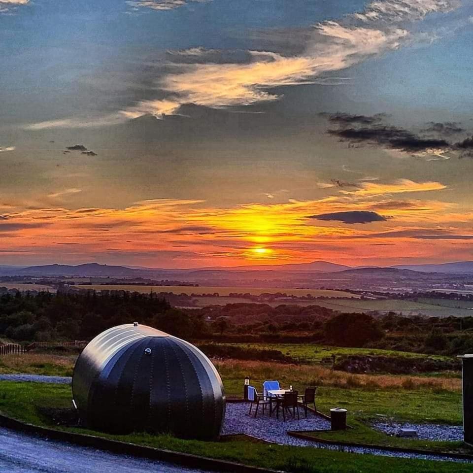 Forth Mountain Glamping Ballintlea Bagian luar foto